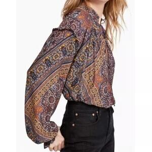 Free People Little Runaway Top Ruffle V-Neck Geometric Lightweight Sz Medium